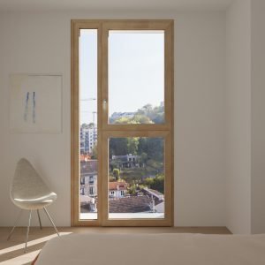 1806A-0014 Issy Les Moulineaux